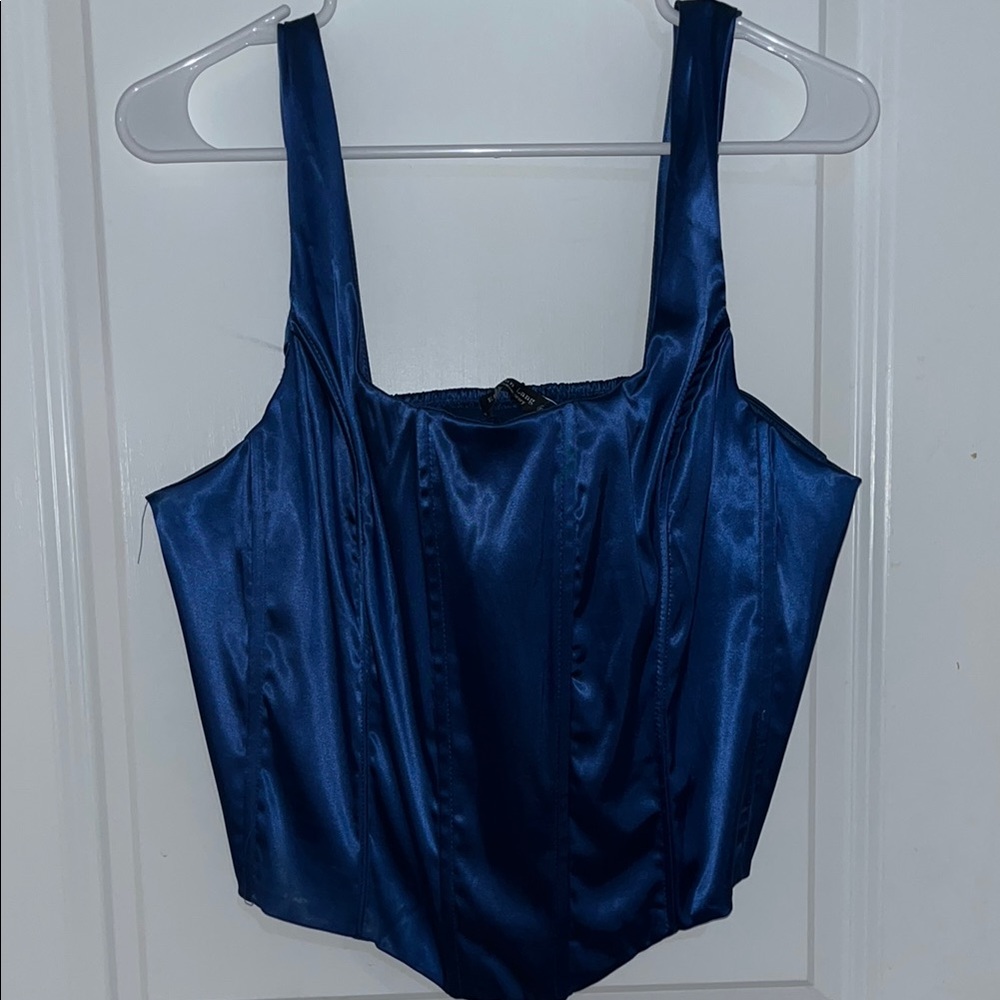 Chic Blue Crop Top for Effortless Style